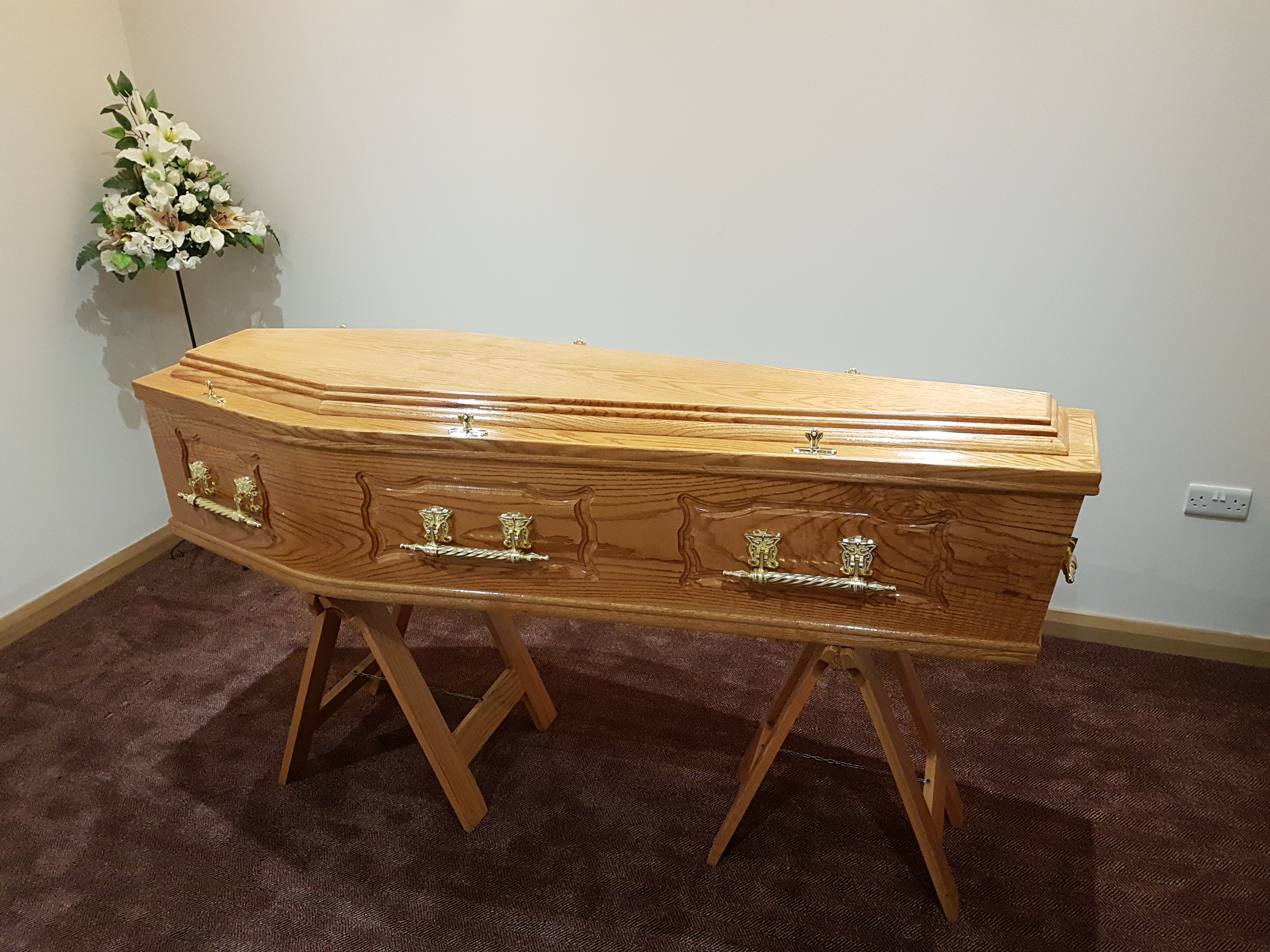 Maiden Oak Coffin
